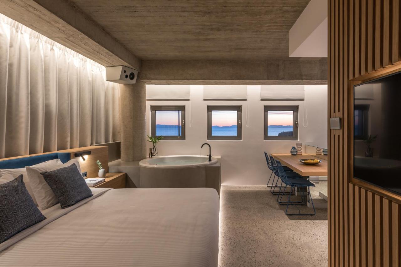King Suite with Sea View